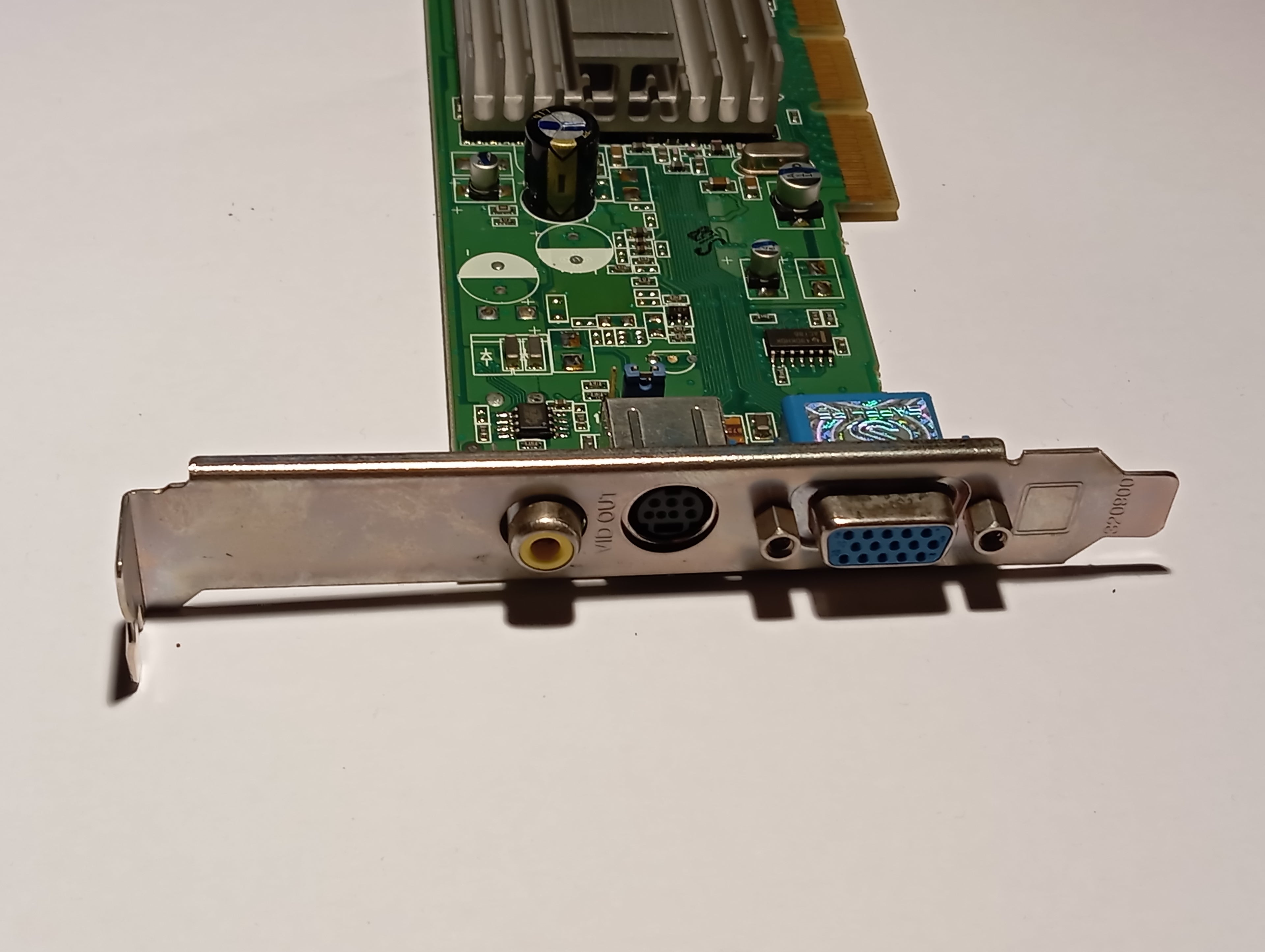 Erweiterungskarte (AGP) (GPU) ATI Radeon 9200 128MB